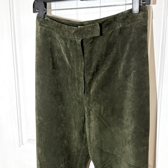 Lord & Taylor 100% Green Leather Pants - Picture 2 of 6